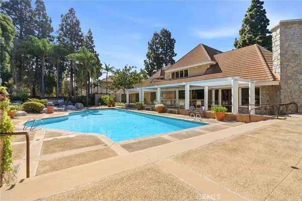 $795,000 | 2571 Plaza Del Amo, Unit 301, Torrance, CA 90503