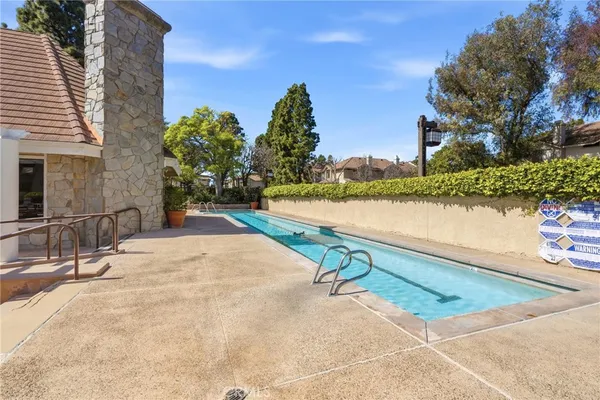 $795,000 | 2571 Plaza Del Amo, Unit 301, Torrance, CA 90503