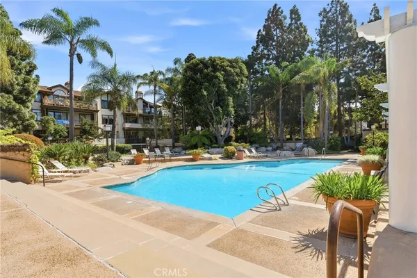 $795,000 | 2571 Plaza Del Amo, Unit 301, Torrance, CA 90503