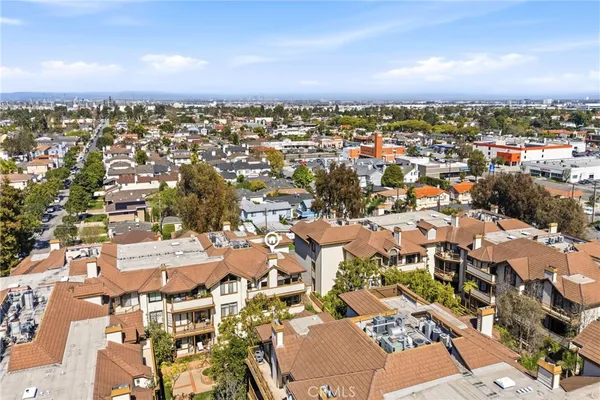 $795,000 | 2571 Plaza Del Amo, Unit 301, Torrance, CA 90503