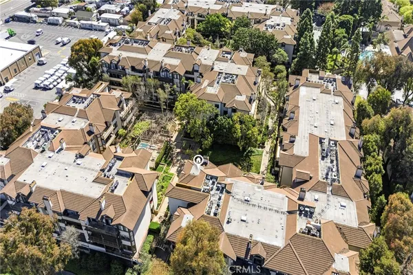 $795,000 | 2571 Plaza Del Amo, Unit 301, Torrance, CA 90503