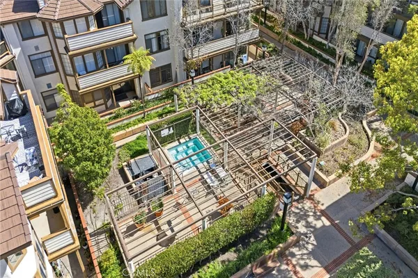 $795,000 | 2571 Plaza Del Amo, Unit 301, Torrance, CA 90503