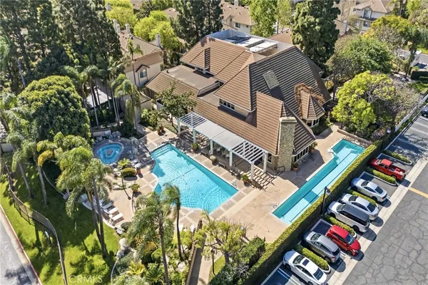 $795,000 | 2571 Plaza Del Amo, Unit 301, Torrance, CA 90503