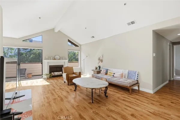 $795,000 | 2571 Plaza Del Amo, Unit 301, Torrance, CA 90503
