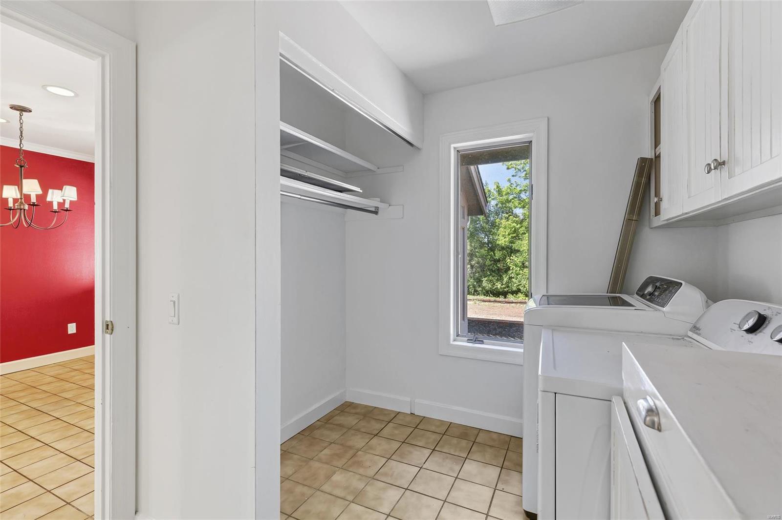 13491 Ladue Farm Road St. Louis, MO 63141 - Photo 17 of 41 Gallery Image 17