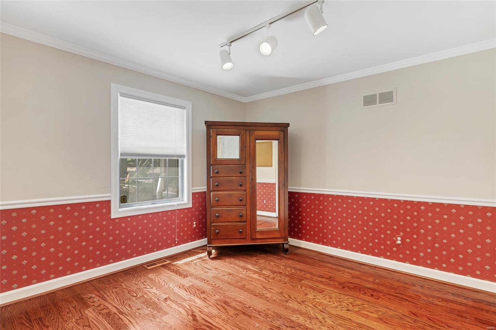 13491 Ladue Farm Road St. Louis, MO 63141 - Photo 21 of 41 Gallery Image 21