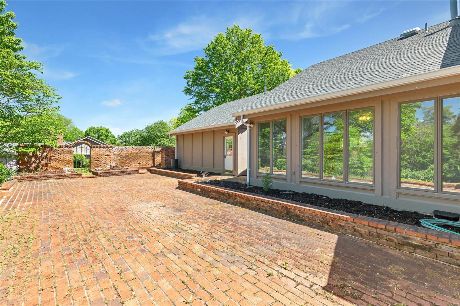 13491 Ladue Farm Road St. Louis, MO 63141 - Photo 34 of 41 Gallery Image 34