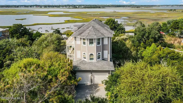 $2,495,000 | 10 W Ridge, Surf City, NC 28445