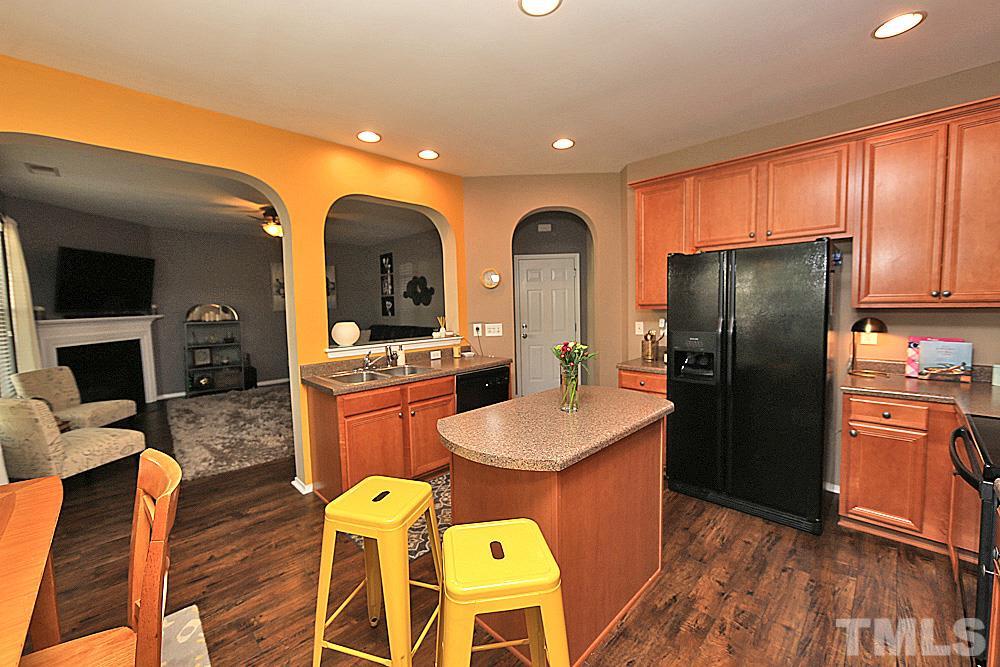 8203 Beaded Stone Street Raleigh, NC 27613 - Photo 6 of 18