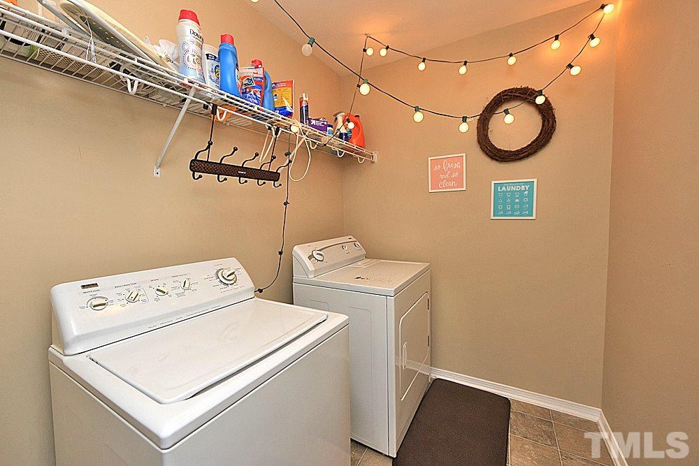 8203 Beaded Stone Street Raleigh, NC 27613 - Photo 8 of 18