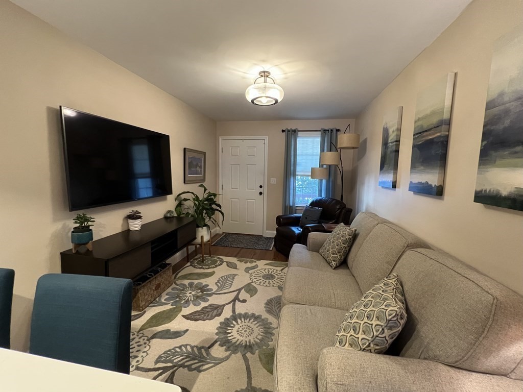 40 Winchester Lane, Unit 5 Fall River, MA 02721 - Photo 8 of 20 Gallery Image 8