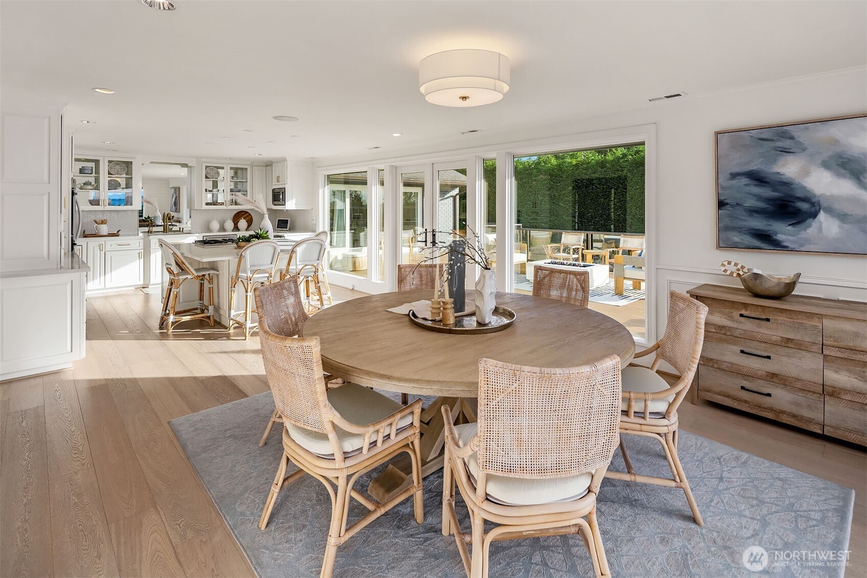 9617 Evergreen Drive Bellevue, WA 98004 - Photo 9 of 38