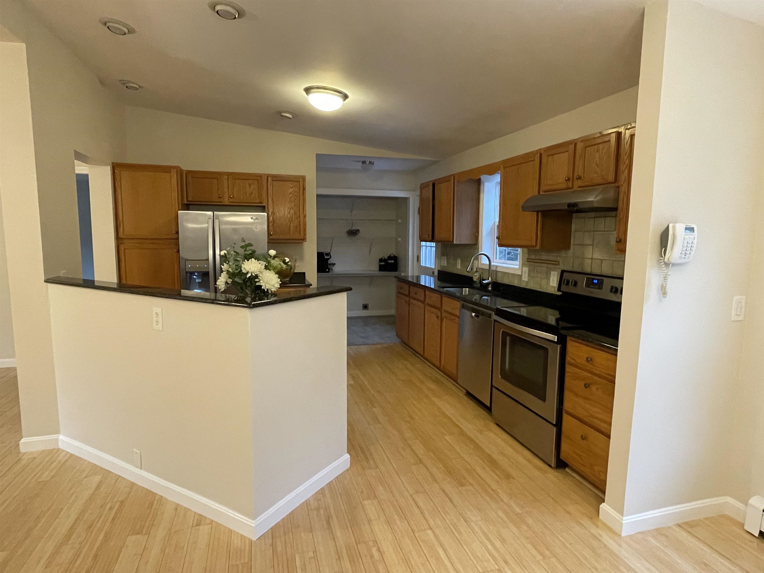 7 Pine Ridge Road Sunapee, NH 03782 - Photo 10 of 40