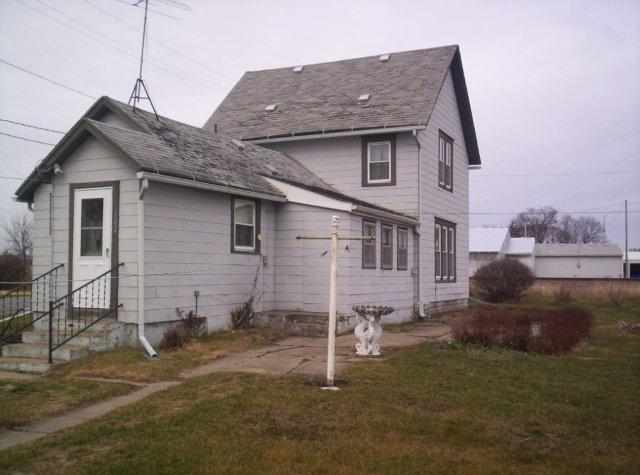 102 Harding Avenue Lowden, IA 52255 - Photo 1 of 10 Gallery Image 1