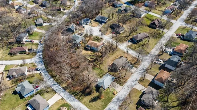 $35,000 | 58th Terrace, Parkville, MO 64152