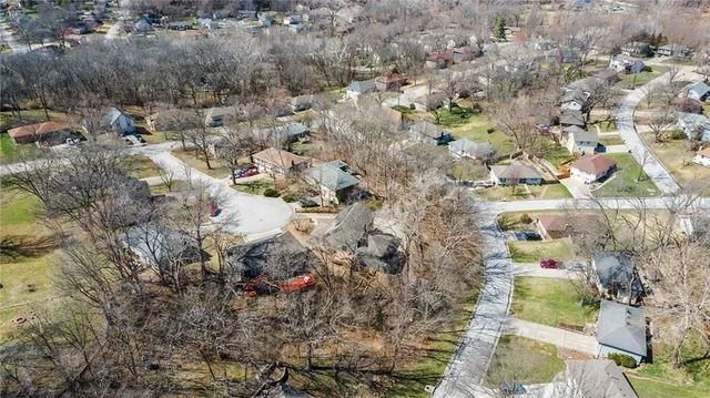 $35,000 | 58th Terrace, Parkville, MO 64152