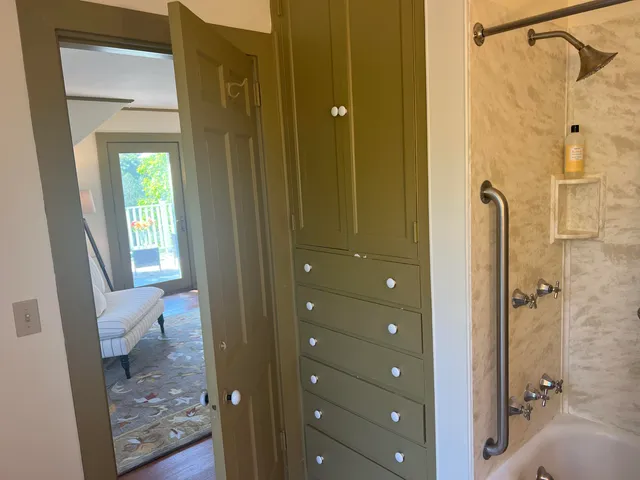 $2,250,000 | 2 Lookout Point Road, Bar Harbor, ME 04609