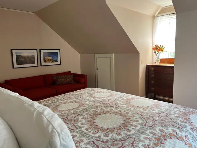 $2,250,000 | 2 Lookout Point Road, Bar Harbor, ME 04609