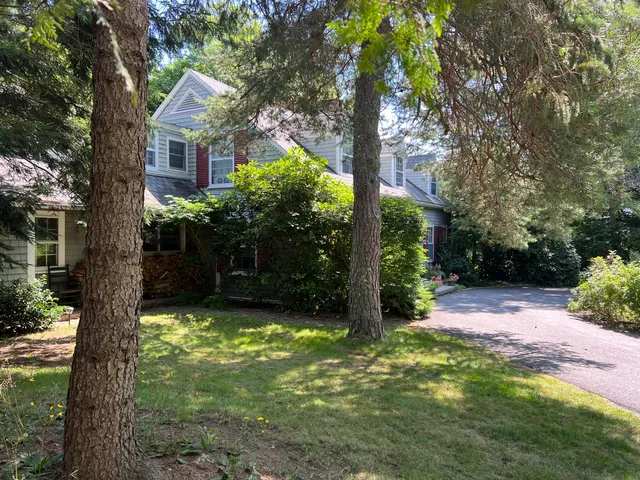 $2,250,000 | 2 Lookout Point Road, Bar Harbor, ME 04609