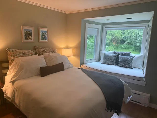 $2,250,000 | 2 Lookout Point Road, Bar Harbor, ME 04609