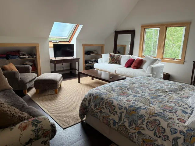 $2,250,000 | 2 Lookout Point Road, Bar Harbor, ME 04609