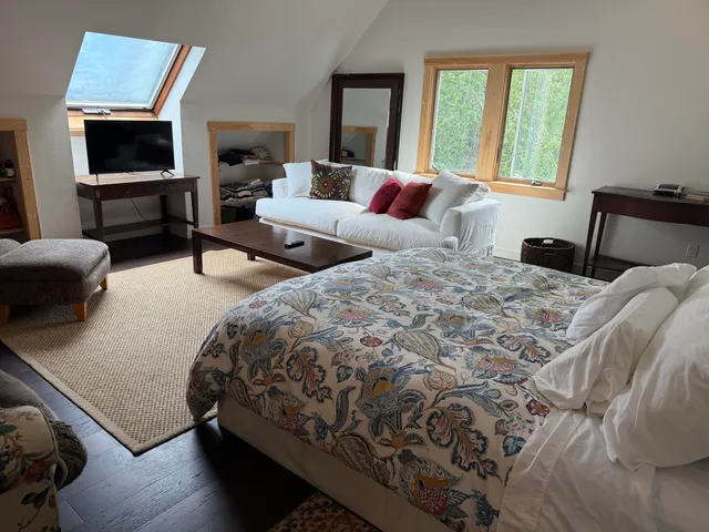 $2,250,000 | 2 Lookout Point Road, Bar Harbor, ME 04609