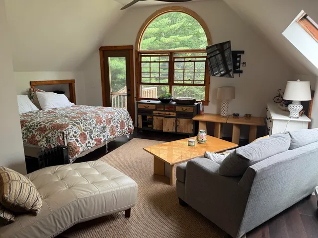 $2,250,000 | 2 Lookout Point Road, Bar Harbor, ME 04609