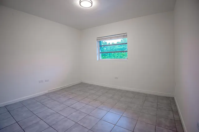 $2,950 | 1129 Pebble Beach Lane, Unit 11, Marathon, FL 33050