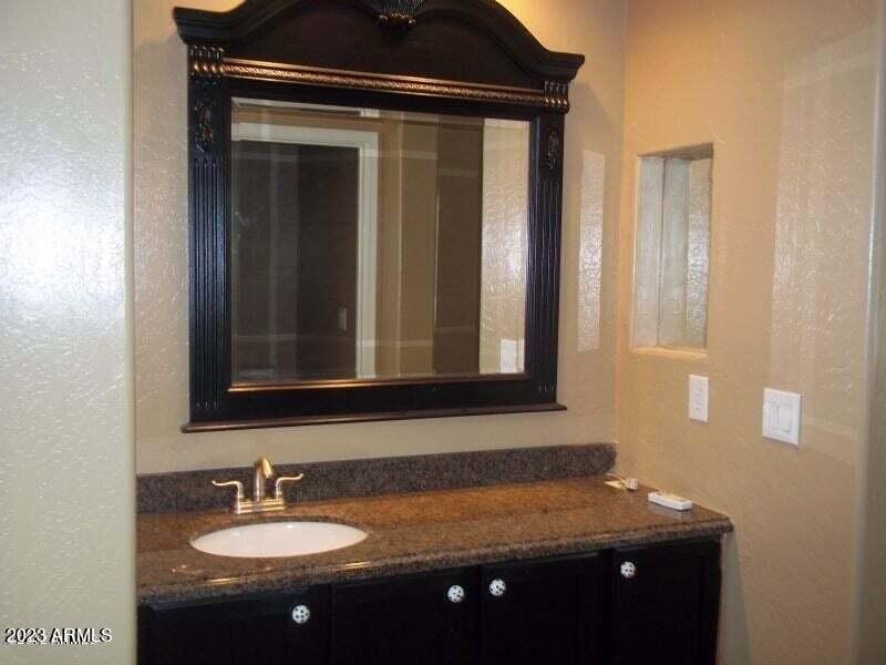 2513 West Novak Way Phoenix, AZ 85041 - Photo 11 of 22 20140403174019460924000000-o