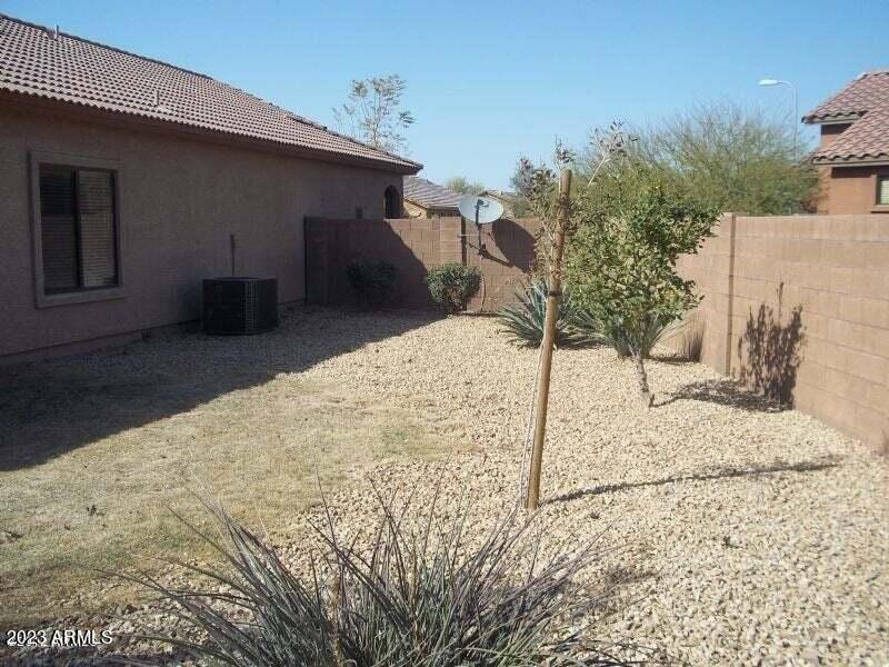 2513 West Novak Way Phoenix, AZ 85041 - Photo 14 of 22 20140403174021553635000000-o