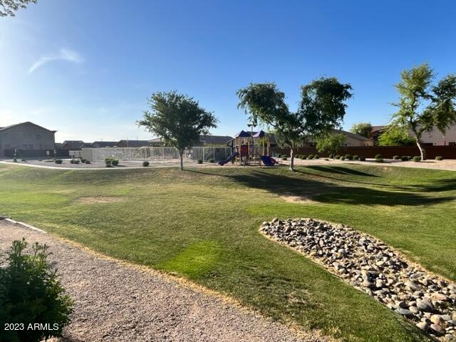 2513 West Novak Way Phoenix, AZ 85041 - Photo 20 of 22 IMG_1085