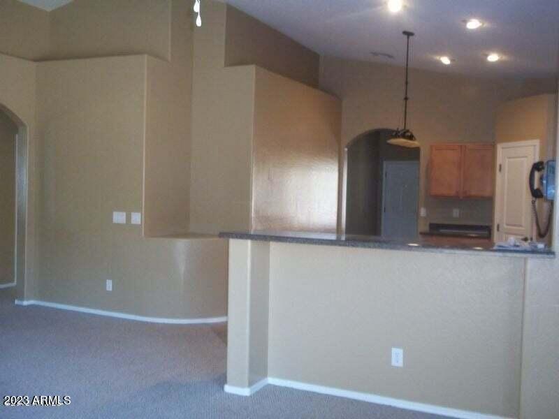 2513 West Novak Way Phoenix, AZ 85041 - Photo 7 of 22 20140403174017835305000000-o