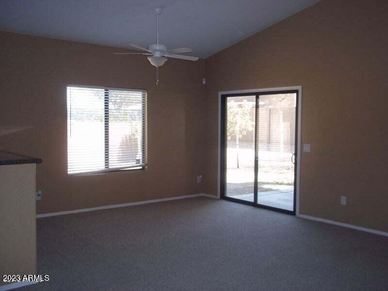 2513 West Novak Way Phoenix, AZ 85041 - Photo 9 of 22 20140403174018299978000000-o