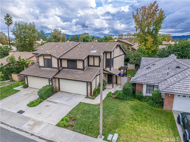 $719,899 | 23732 VÃa Tomas, Valencia, CA 91355