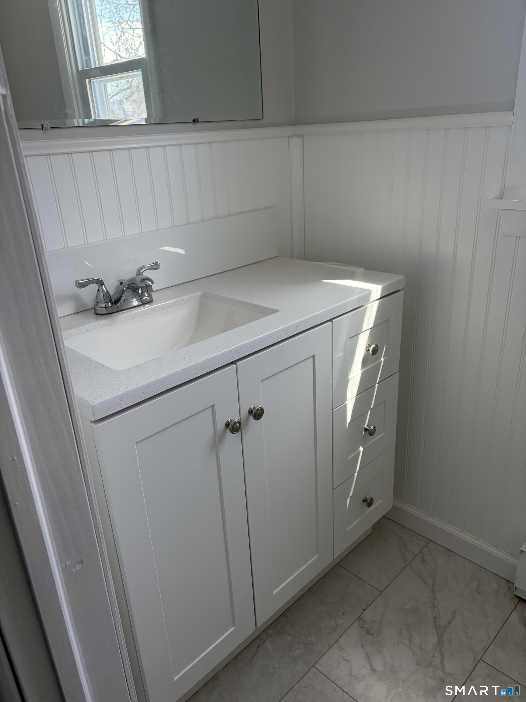 123 Longview Avenue Fairfield, CT 06824 - Photo 19 of 23 a utility room with dryer and washer