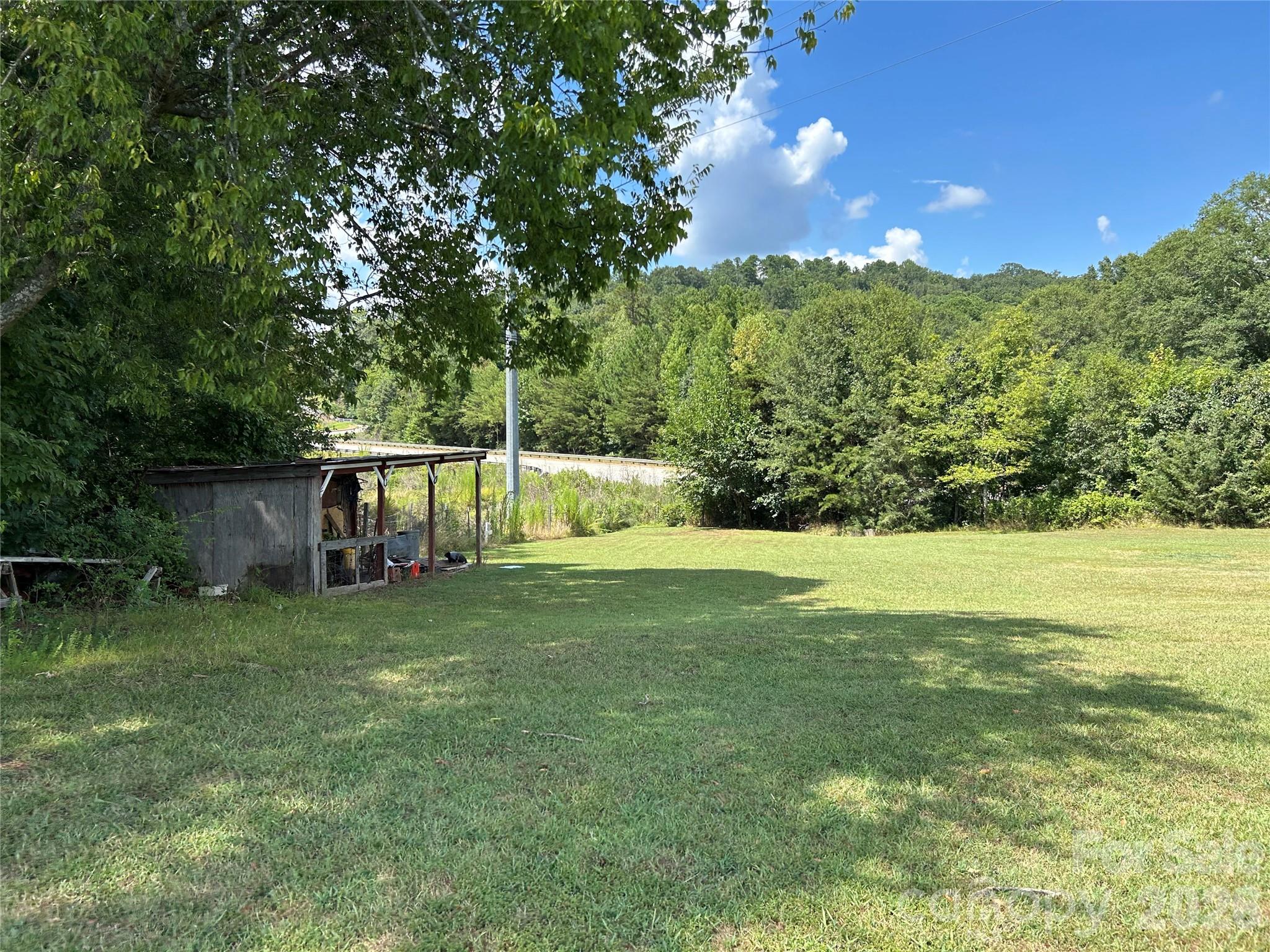321 East Jones Street Blacksburg, SC 29702 - Photo 4 of 11 a view of a outdoor space