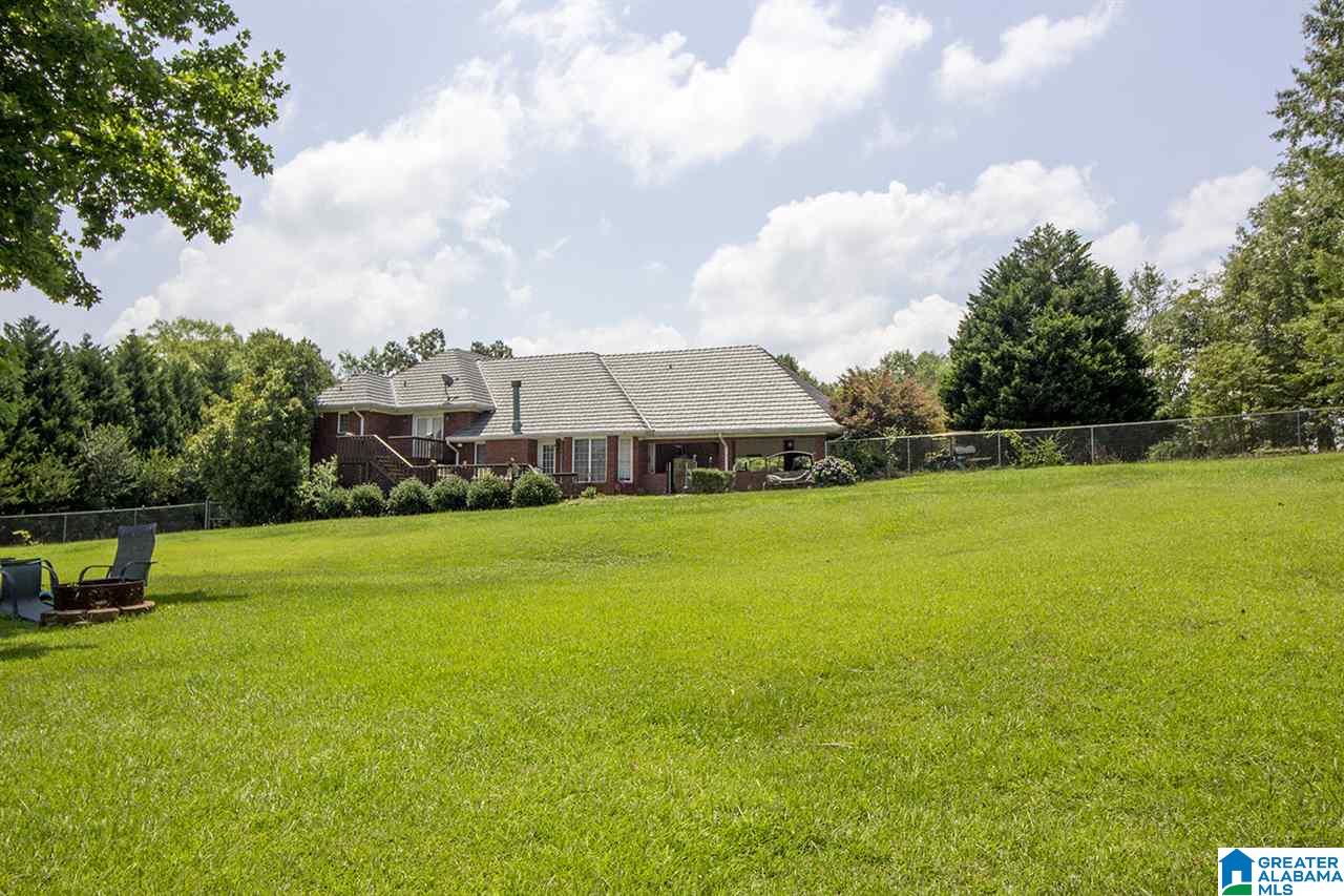 2 Pleasure Point Talladega, AL 35160 - Photo 4 of 29