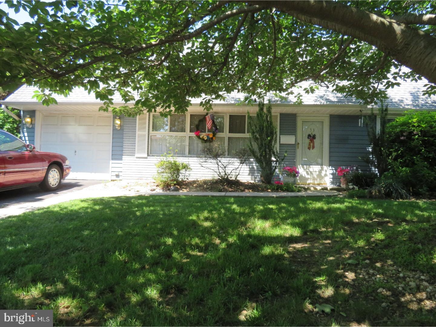 33 Umber Road Levittown, PA 19056 - Photo 1 of 21 Gallery Image 1