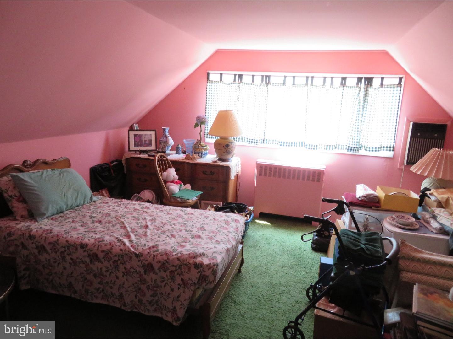 33 Umber Road Levittown, PA 19056 - Photo 16 of 21 Gallery Image 16