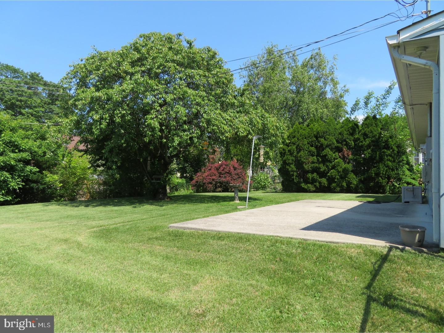 33 Umber Road Levittown, PA 19056 - Photo 19 of 21 Gallery Image 19