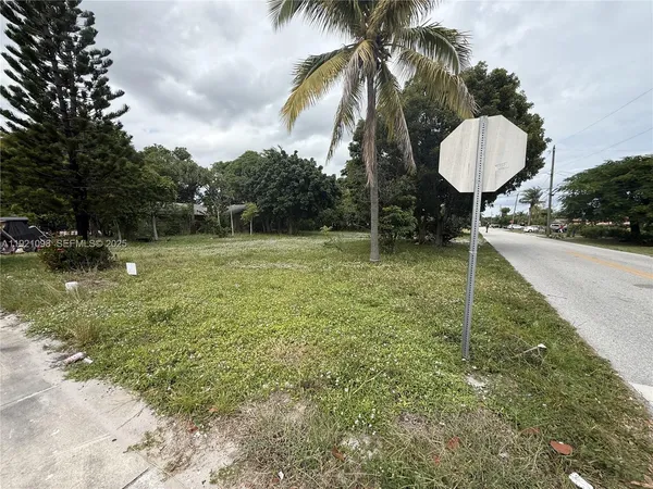$280,000 | 201 Northwest 11th Street, Pompano Beach, FL 33060