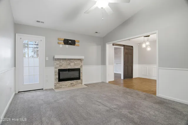 $295,000 | 103 Hunt Drive, Hubert, NC 28539