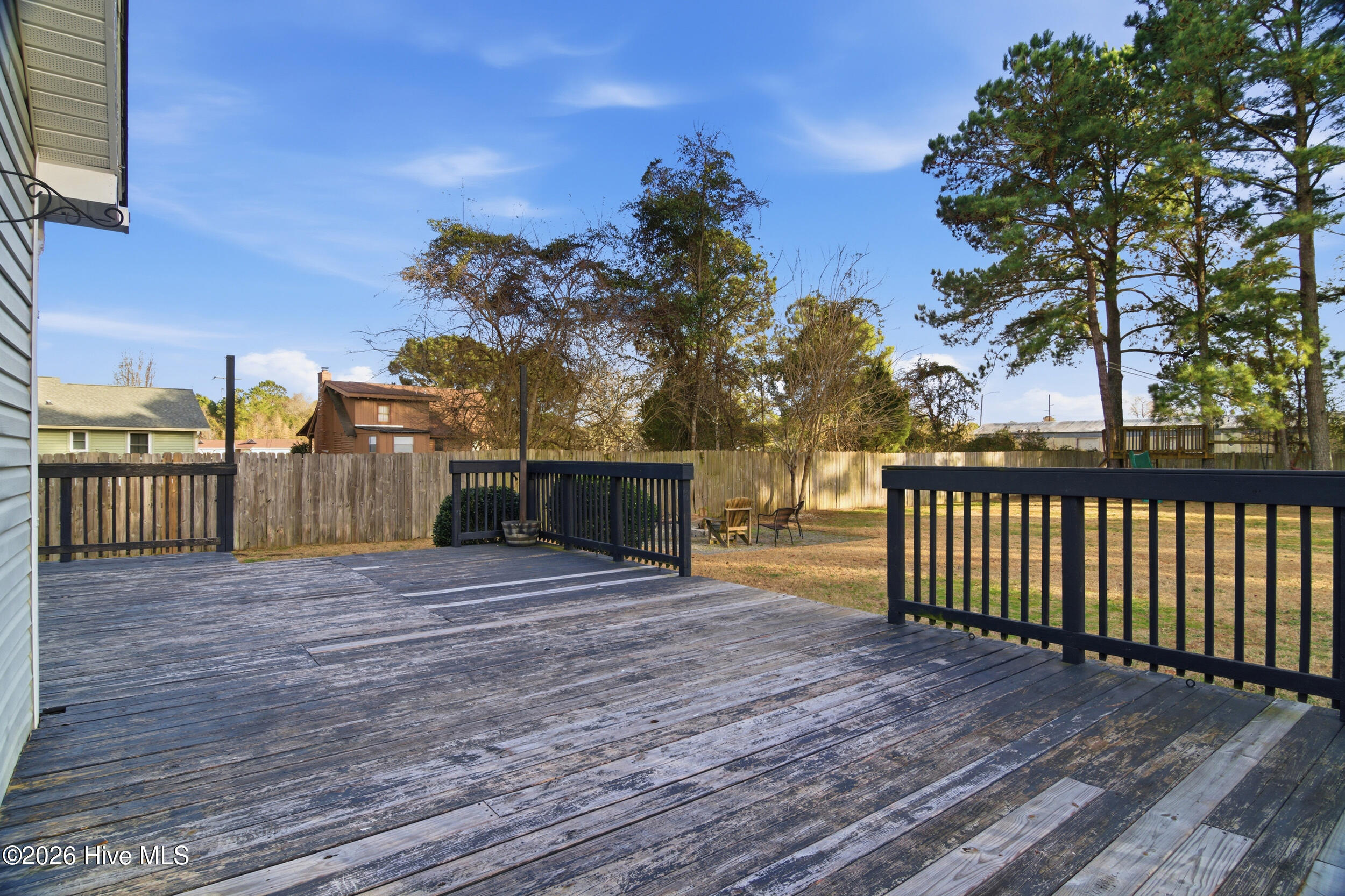 103 Hunt Drive Hubert, NC 28539 - Photo 34 of 45 Back Deck
