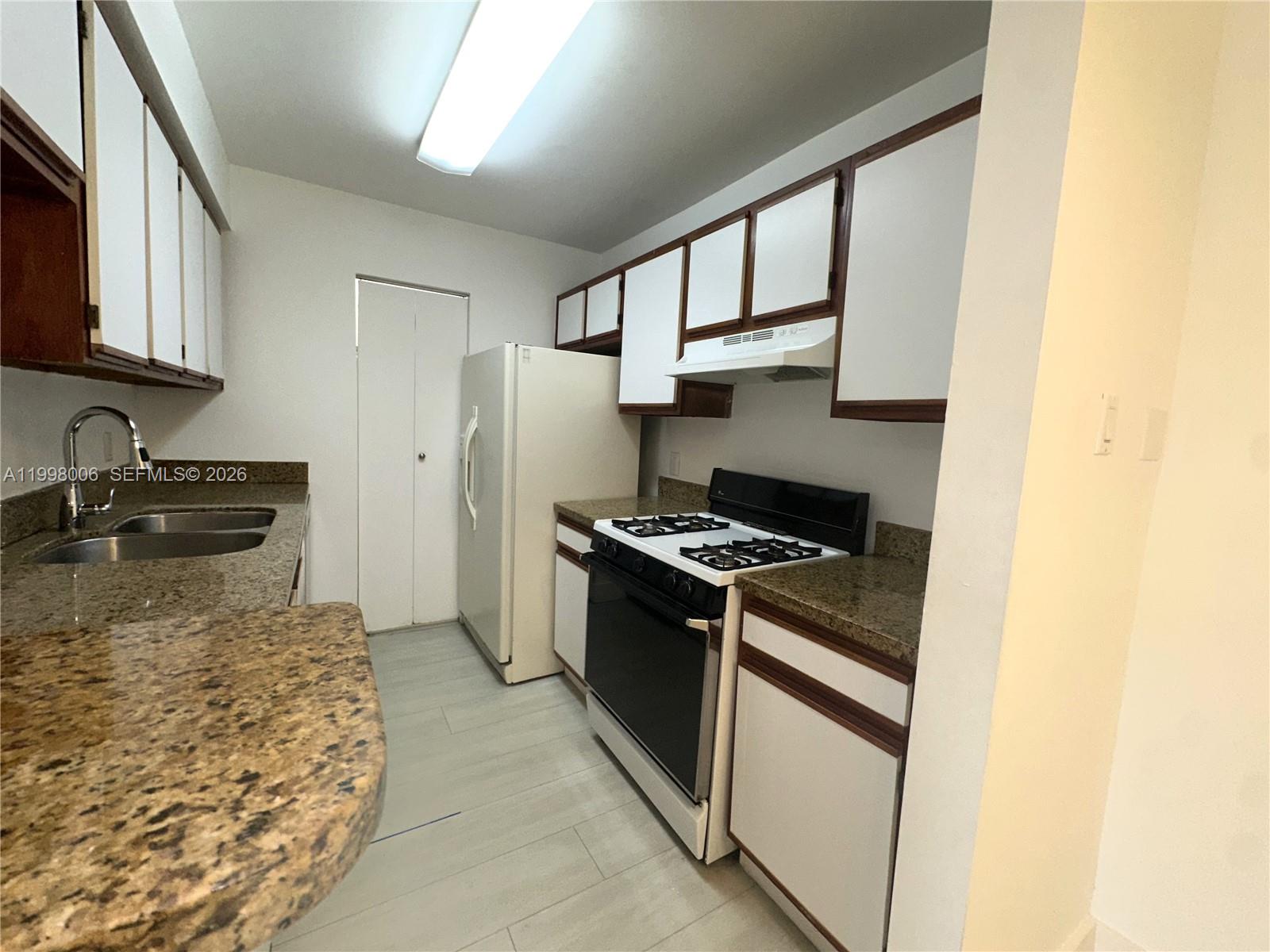 15295 Southwest 106th Lane, Unit 718 Miami, FL 33196 - Photo 3 of 15