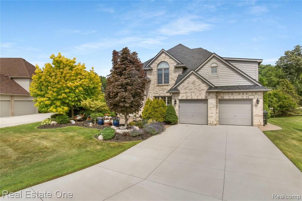1009 Adele Court Rochester Hills, MI 48309 - Photo 37 of 41