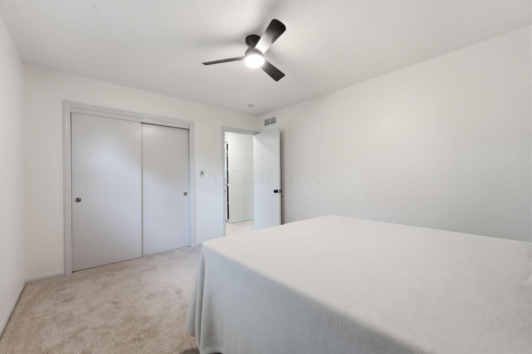 5446 Blue Ash Road Columbus, OH 43229 - Photo 40 of 52