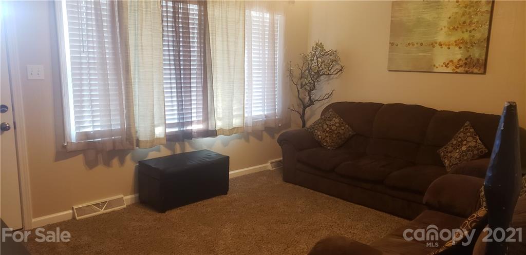 922 State Rd S-29-38 Lancaster, SC 29720 - Photo 3 of 14 Gallery Image 3