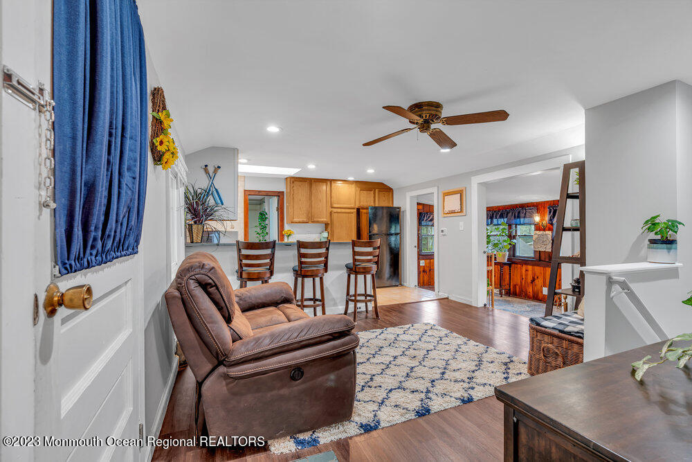 36 Ferris Lane Oak Ridge, NJ 07438 - Photo 5 of 12 010_dsc07455rw