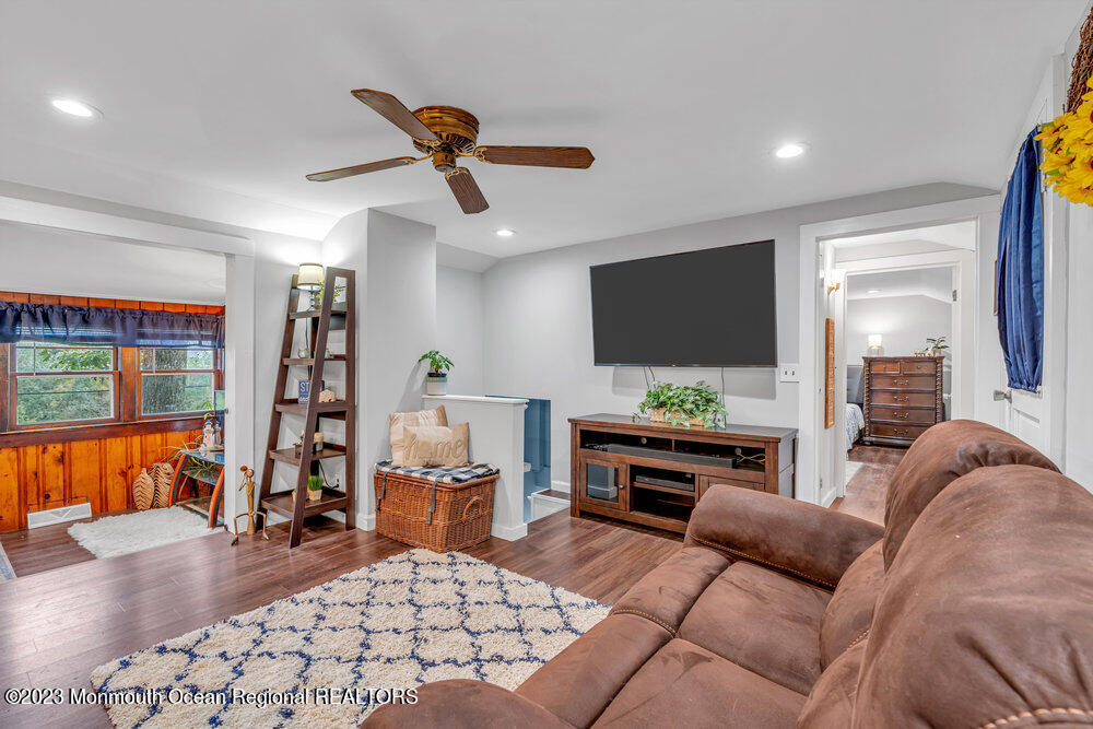 36 Ferris Lane Oak Ridge, NJ 07438 - Photo 8 of 12 014_dsc07450rw