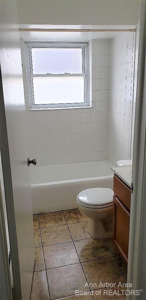 1161 South Harris Road Ypsilanti, MI 48198 - Photo 9 of 19